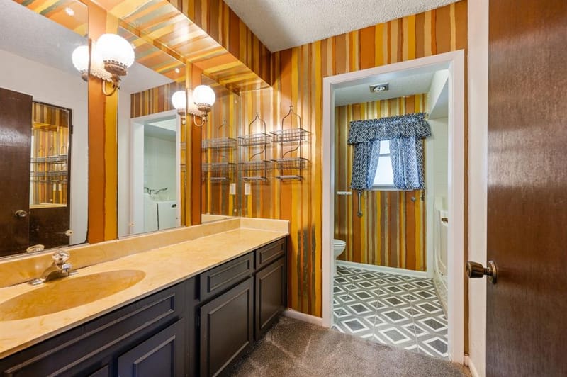 8709 Forest Green Drive, Dallas TX 75243 - Photo 22