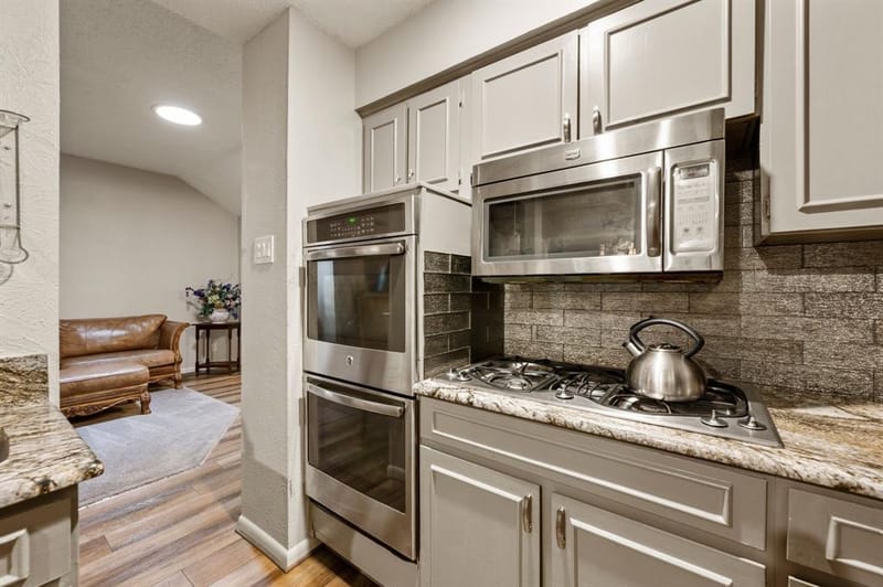 8709 Forest Green Drive, Dallas TX 75243 - Photo 18
