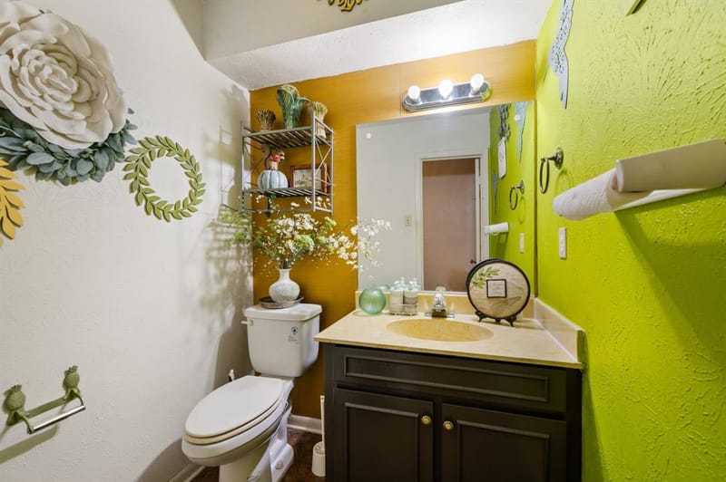 8709 Forest Green Drive, Dallas TX 75243 - Photo 19
