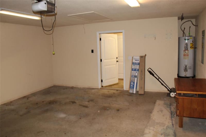9204 Parkview Circle, Tolar TX 76476 - Photo 16