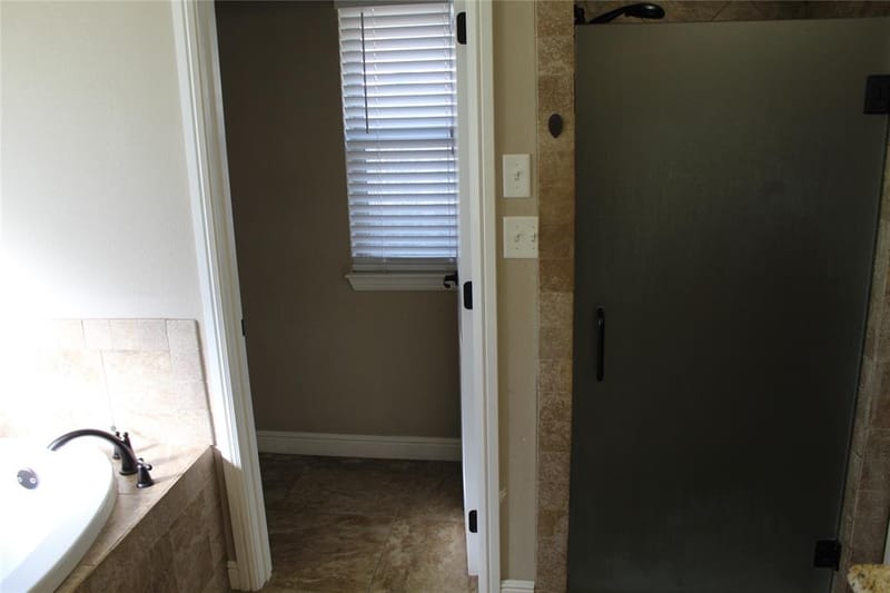 9204 Parkview Circle, Tolar TX 76476 - Photo 21