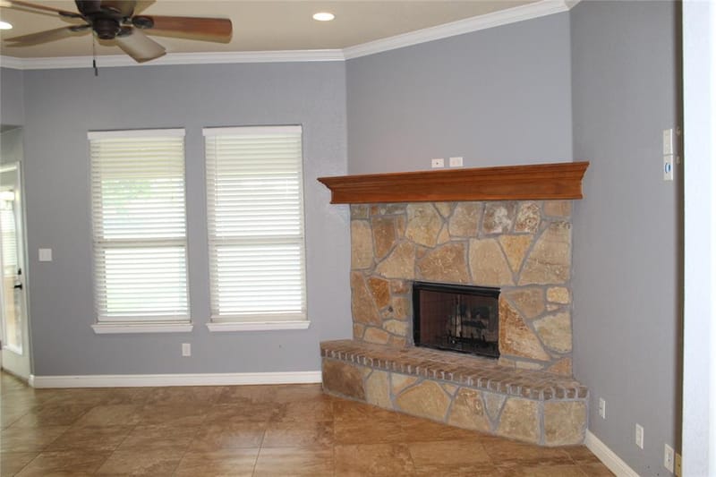 9204 Parkview Circle, Tolar TX 76476 - Photo 4
