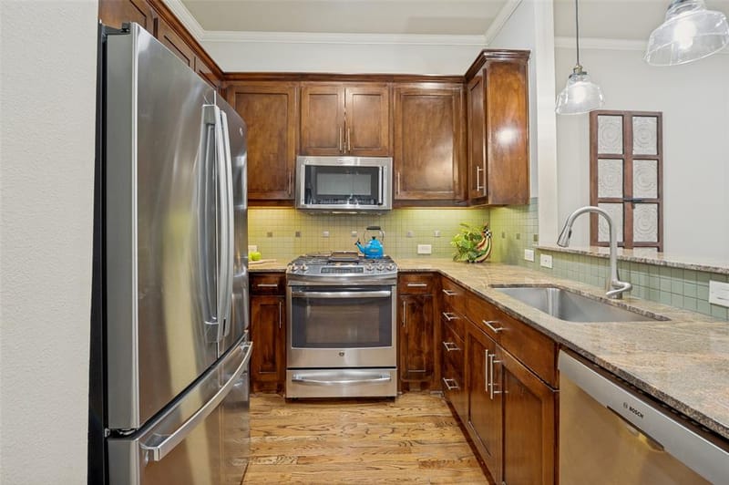 7333 Valley View Lane # 304, Dallas TX 75240 - Photo 12