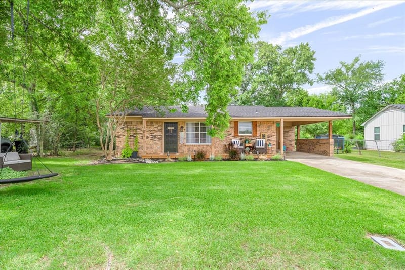 151 W College Street, Canton TX 75103 - Photo 2