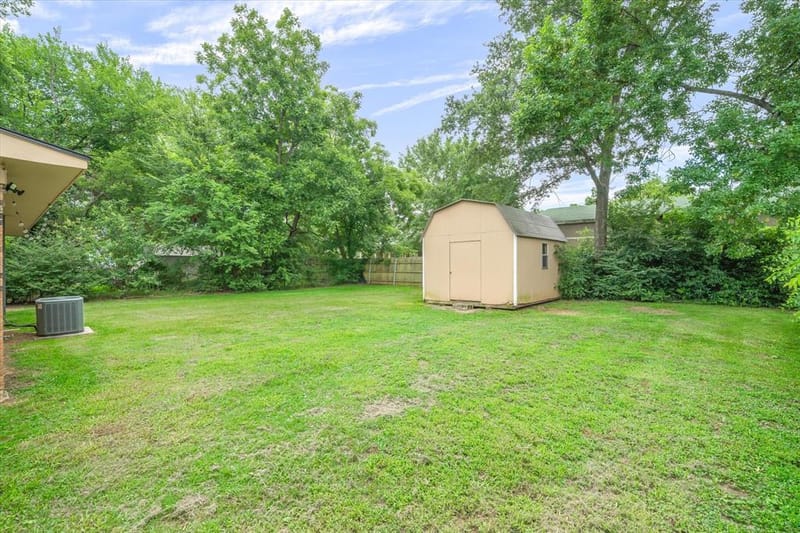 151 W College Street, Canton TX 75103 - Photo 22