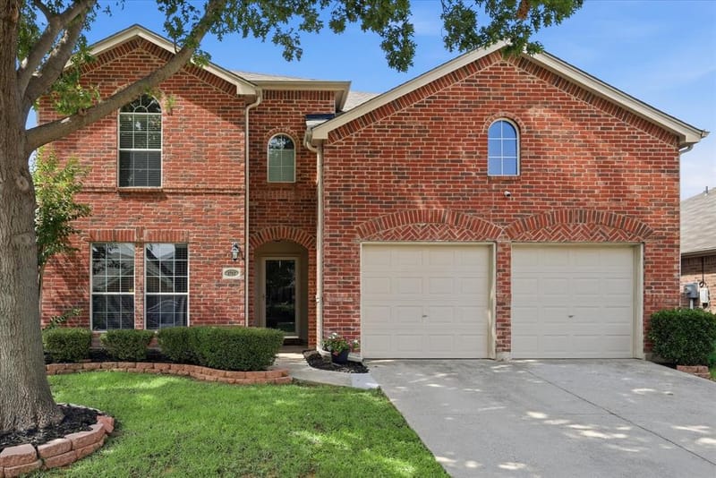 1712 Heron Drive, Aubrey TX 76227 - Photo 2