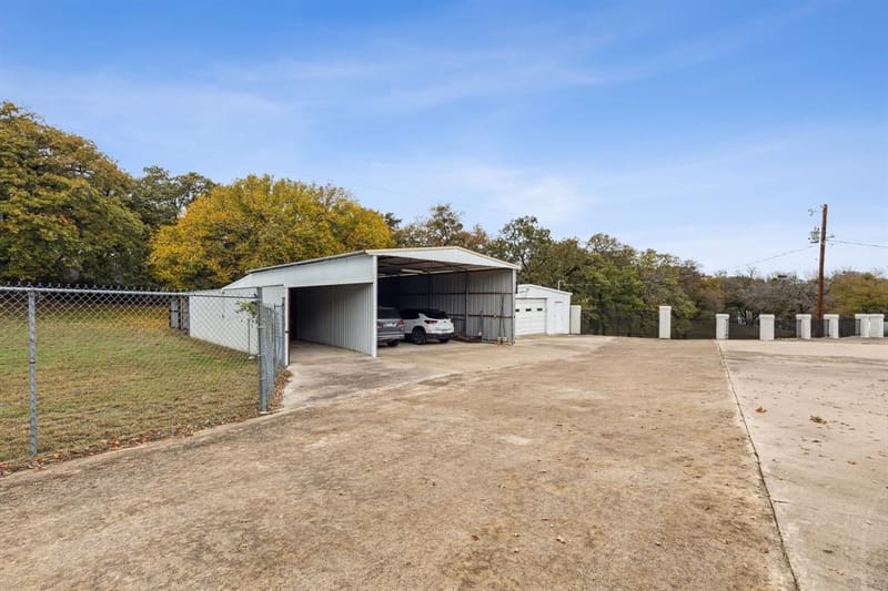 7342 Briar Road, Azle TX 76020 - Photo 39
