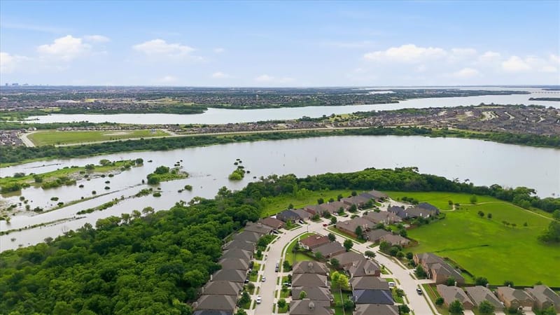 1805 Megan Creek Drive, Little Elm TX 75068 - Photo 27