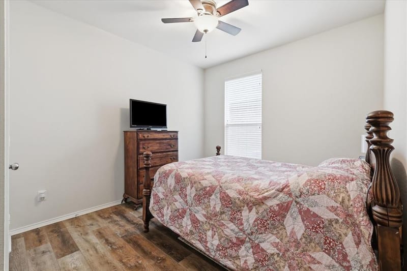 1805 Megan Creek Drive, Little Elm TX 75068 - Photo 16