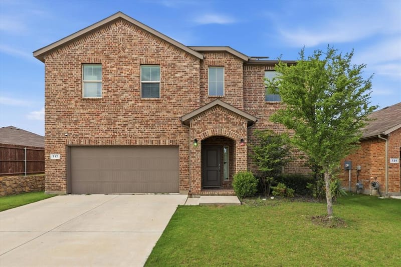 717 Greenford Manor, Fort Worth TX 76247