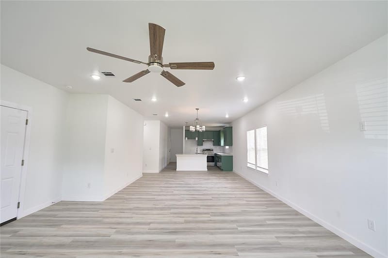 1405 E Maddox Avenue, Fort Worth TX 76104 - Photo 6
