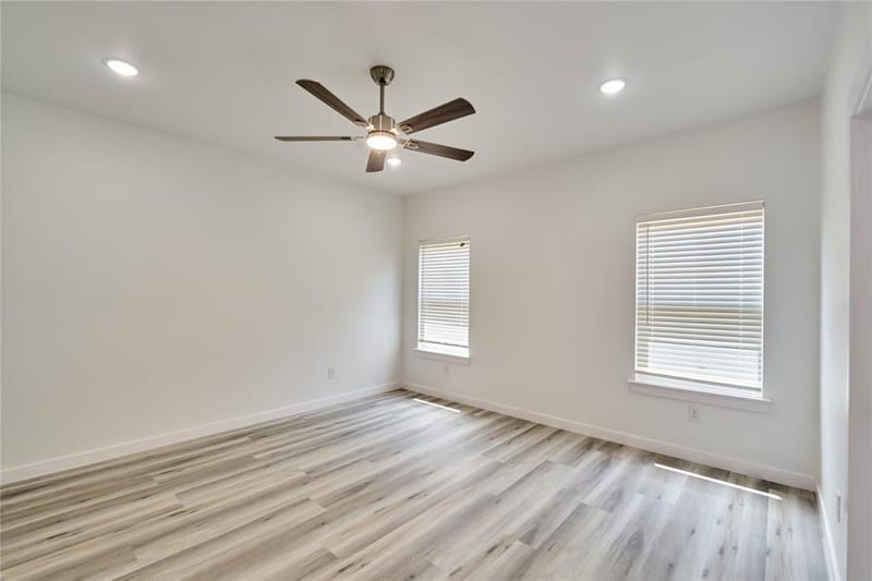 1405 E Maddox Avenue, Fort Worth TX 76104 - Photo 26