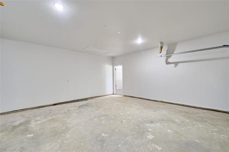 1405 E Maddox Avenue, Fort Worth TX 76104 - Photo 36