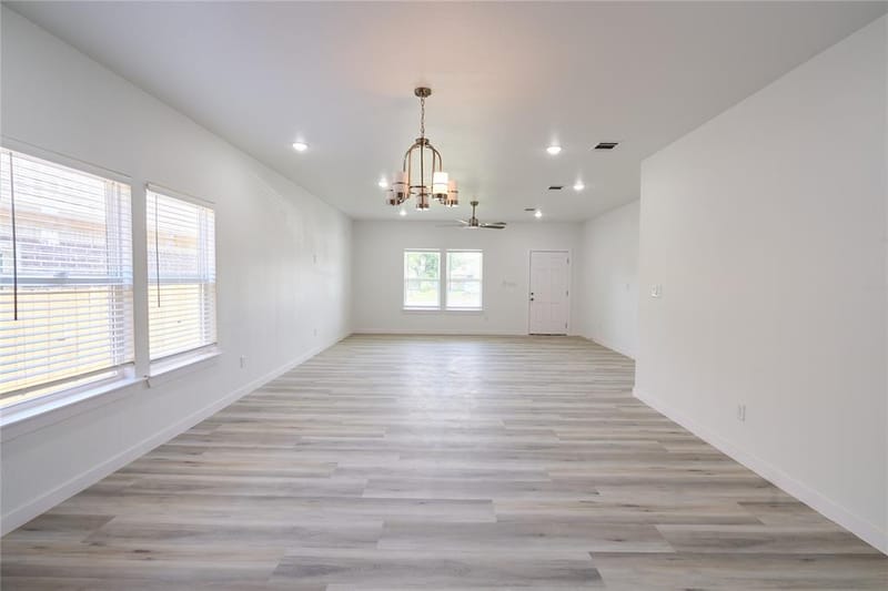 1405 E Maddox Avenue, Fort Worth TX 76104 - Photo 9