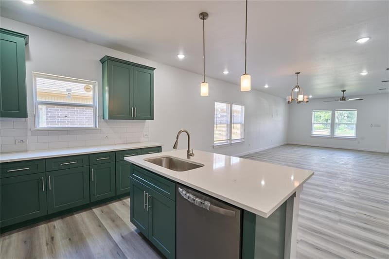 1405 E Maddox Avenue, Fort Worth TX 76104 - Photo 14