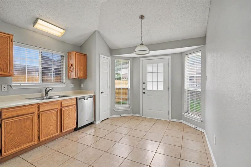 8844 Mystic Trail, Fort Worth TX 76118 - Photo 5