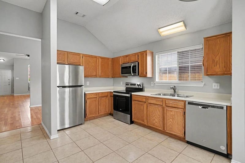 8844 Mystic Trail, Fort Worth TX 76118 - Photo 4