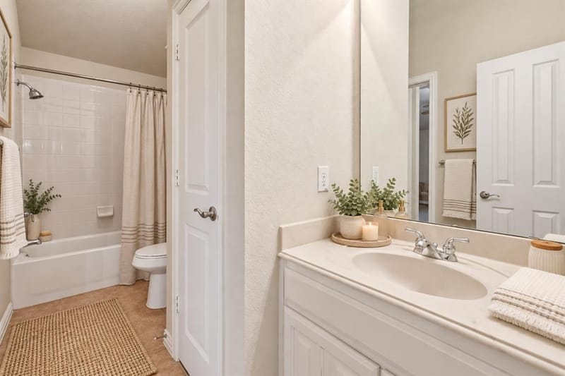 1905 Fountain Meadows Drive, Euless TX 76039 - Photo 6