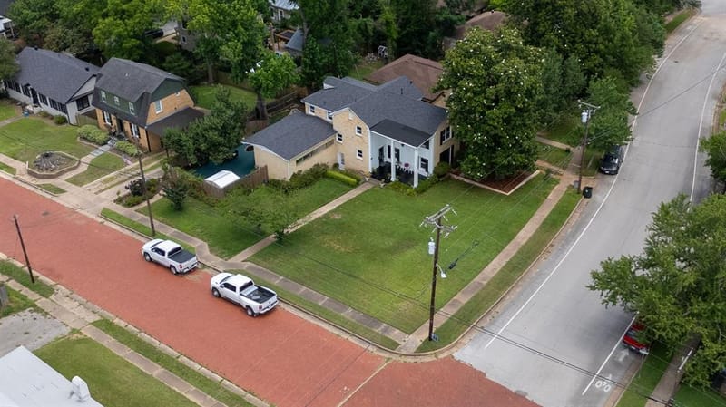 1010 S Chilton Avenue, Tyler TX 75701 - Photo 8