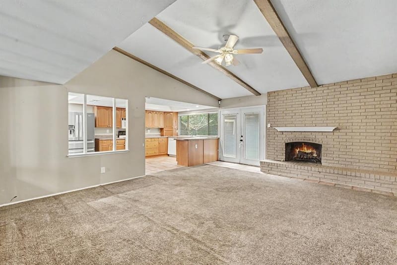 7813 Acapulco Road, Fort Worth TX 76112 - Photo 5