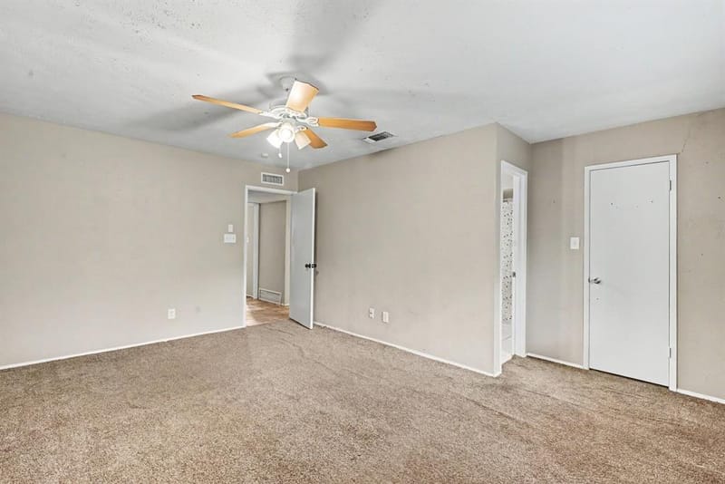 7813 Acapulco Road, Fort Worth TX 76112 - Photo 9