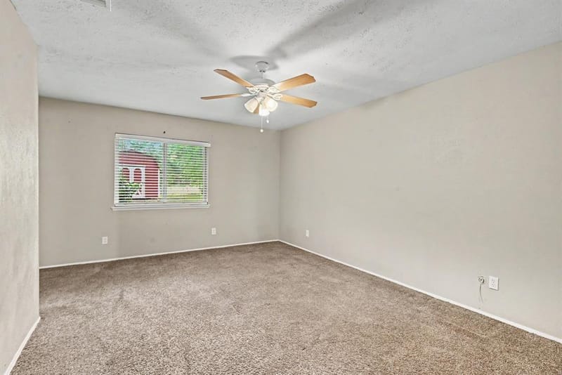 7813 Acapulco Road, Fort Worth TX 76112 - Photo 10