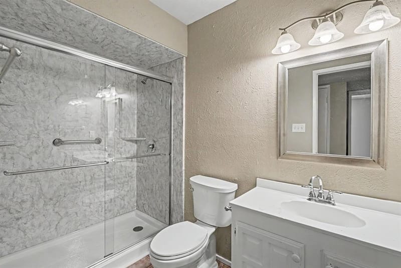 7813 Acapulco Road, Fort Worth TX 76112 - Photo 11