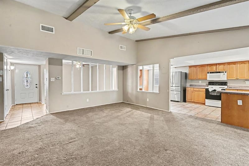 7813 Acapulco Road, Fort Worth TX 76112 - Photo 4