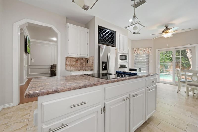 617 Highland Meadows Drive, Highland Village TX 75077 - Photo 12