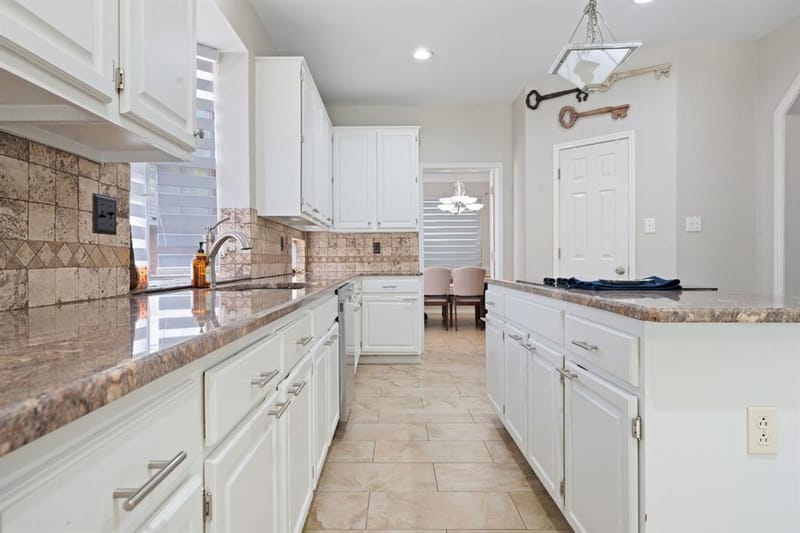 617 Highland Meadows Drive, Highland Village TX 75077 - Photo 11
