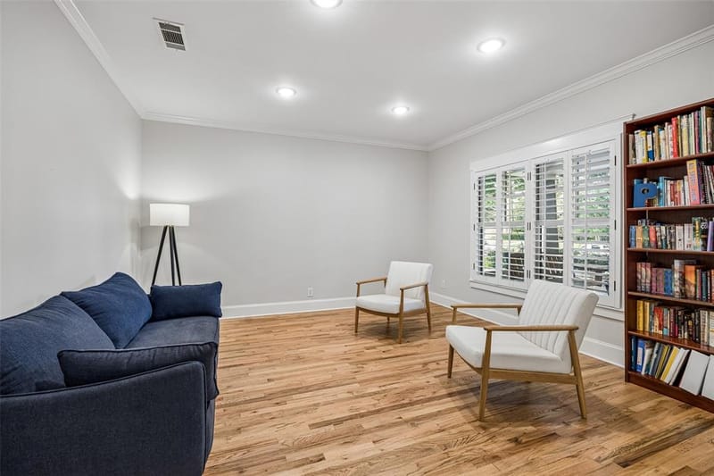 5914 Velasco Avenue, Dallas TX 75206 - Photo 5
