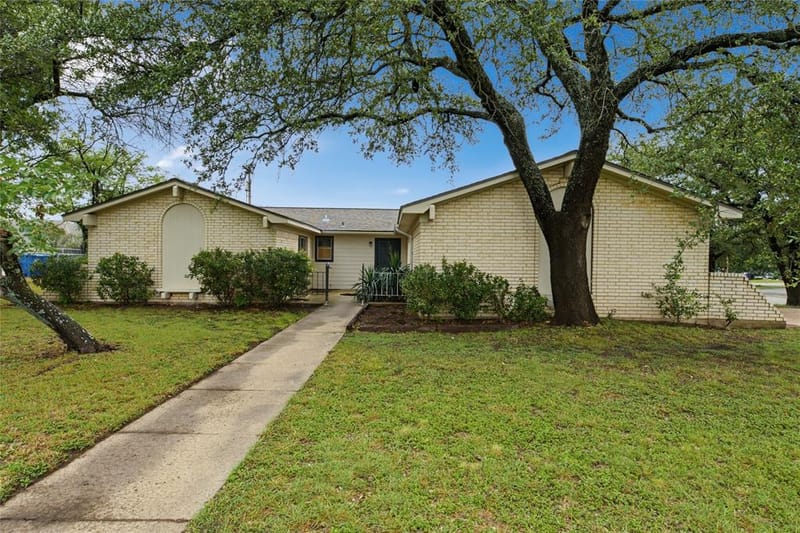 901 Rambler Drive, Waco TX 76710 - Photo 3