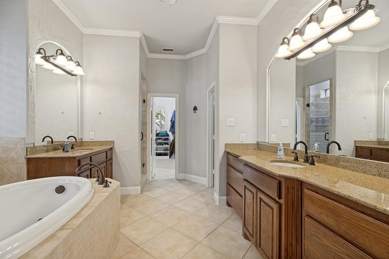 10325 Fire Ridge Drive, Frisco TX 75033 - Photo 16