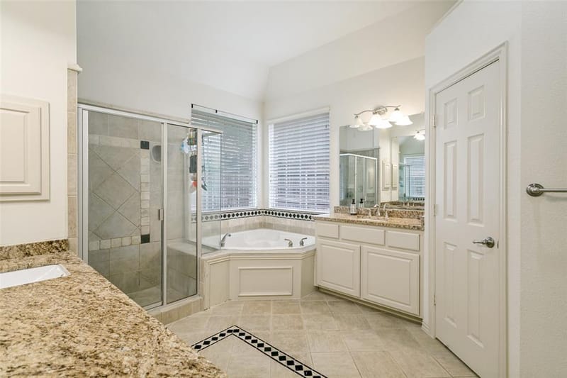 4261 Hunt Drive, Carrollton TX 75010 - Photo 16