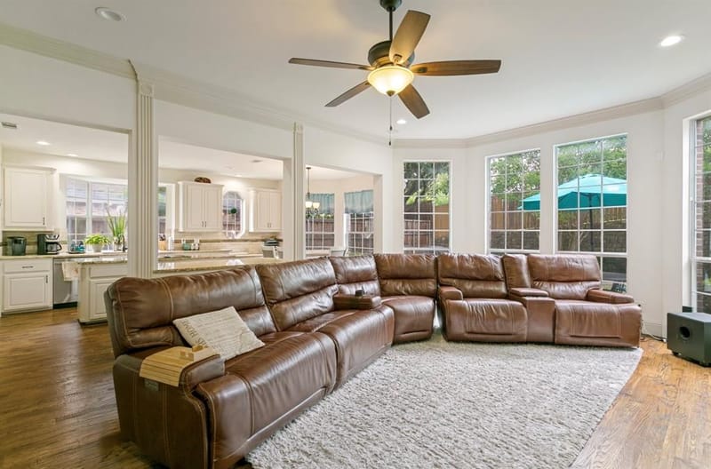 4261 Hunt Drive, Carrollton TX 75010 - Photo 11