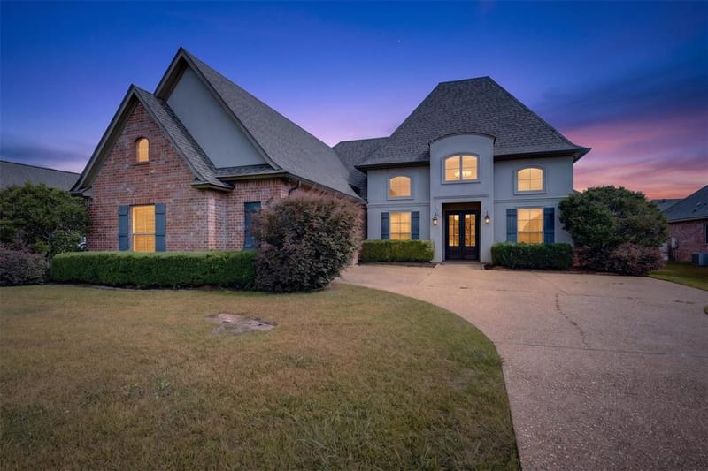 210 Poydras Avenue, Bossier City LA 71111