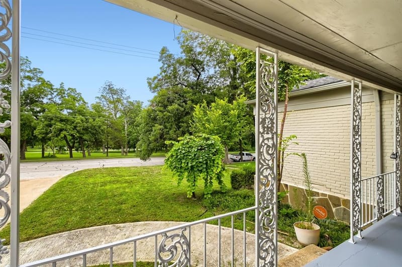 6915 E Grand Avenue, Dallas TX 75223 - Photo 2