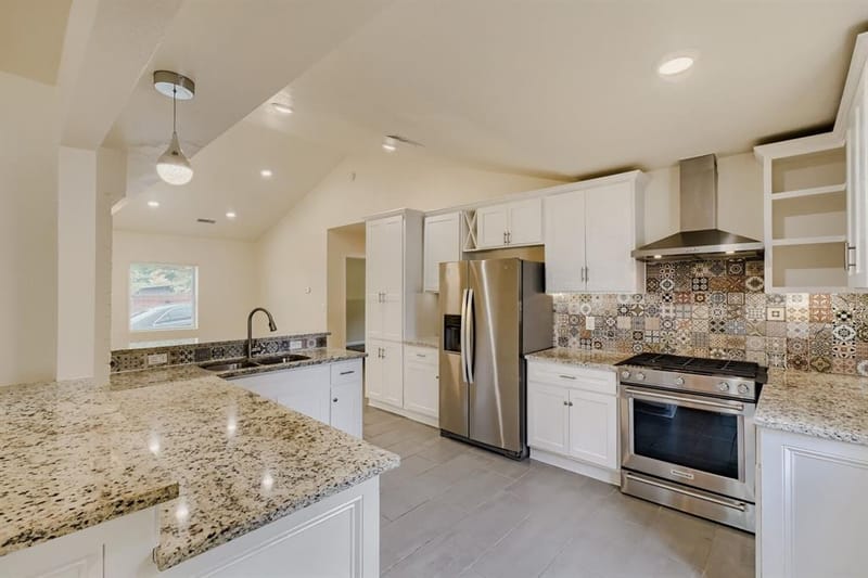 6915 E Grand Avenue, Dallas TX 75223 - Photo 14