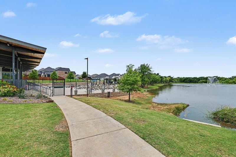 113 Lakeview Drive, Oak Point TX 75068 - Photo 13
