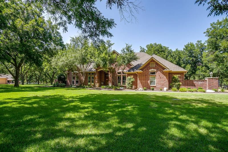 7406 Hampton Drive, Granbury TX 76049 - Photo 5