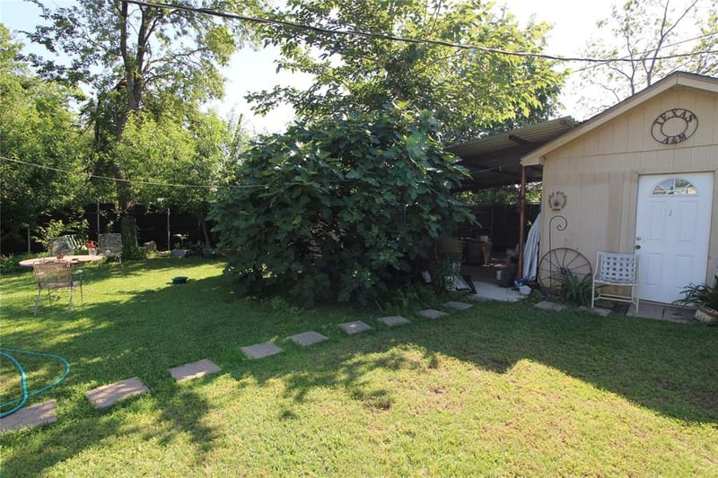 4454 Pleasant Street, Fort Worth TX 76115 - Photo 3