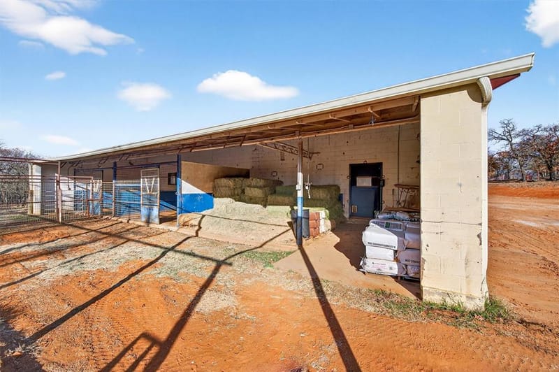 7154 E Fm 922, Valley View TX 76272 - Photo 23