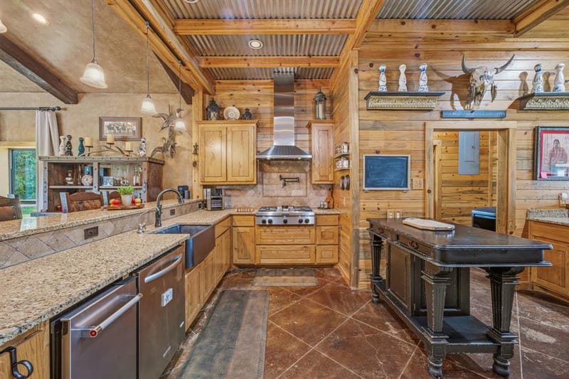 261 Dub Lane, Poolville TX 76487 - Photo 9
