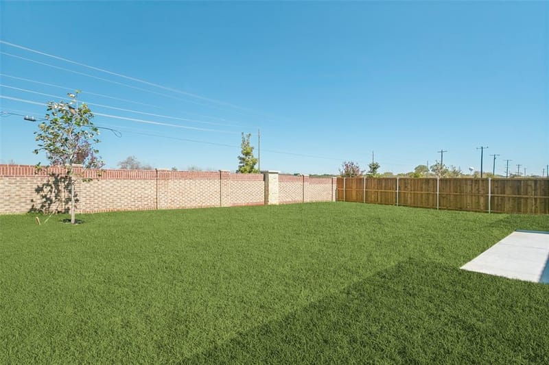 116 Hudson Lane, Justin TX 76247 - Photo 23
