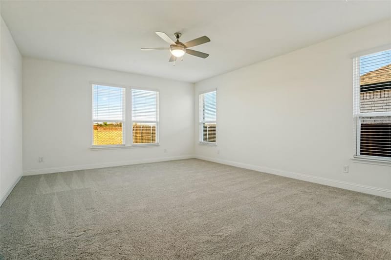 116 Hudson Lane, Justin TX 76247 - Photo 14