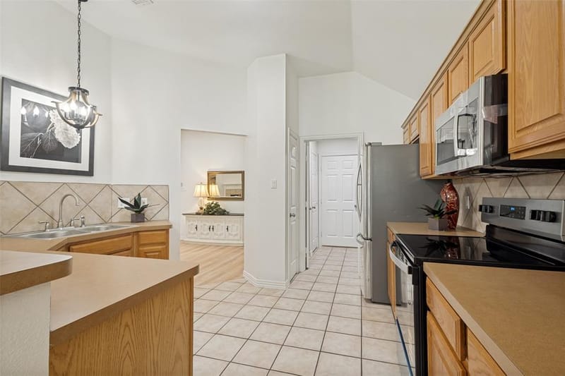 2014 Country Brook Drive, Weatherford TX 76087 - Photo 10