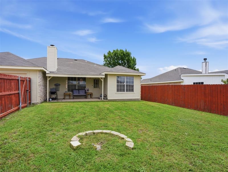 1531 Rebecca Lane, Lancaster TX 75134 - Photo 22
