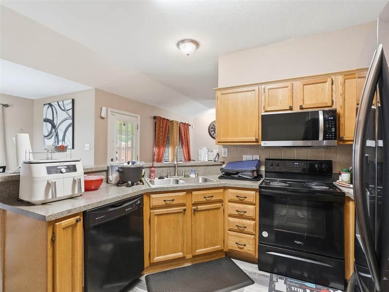 1531 Rebecca Lane, Lancaster TX 75134 - Photo 7