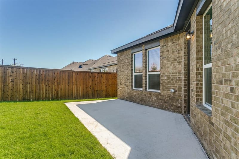 154 Hudson Lane, Justin TX 76247 - Photo 20