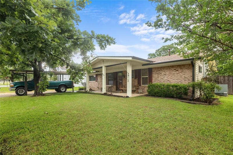 605 S Ricketts Street, Sherman TX 75092 - Photo 2